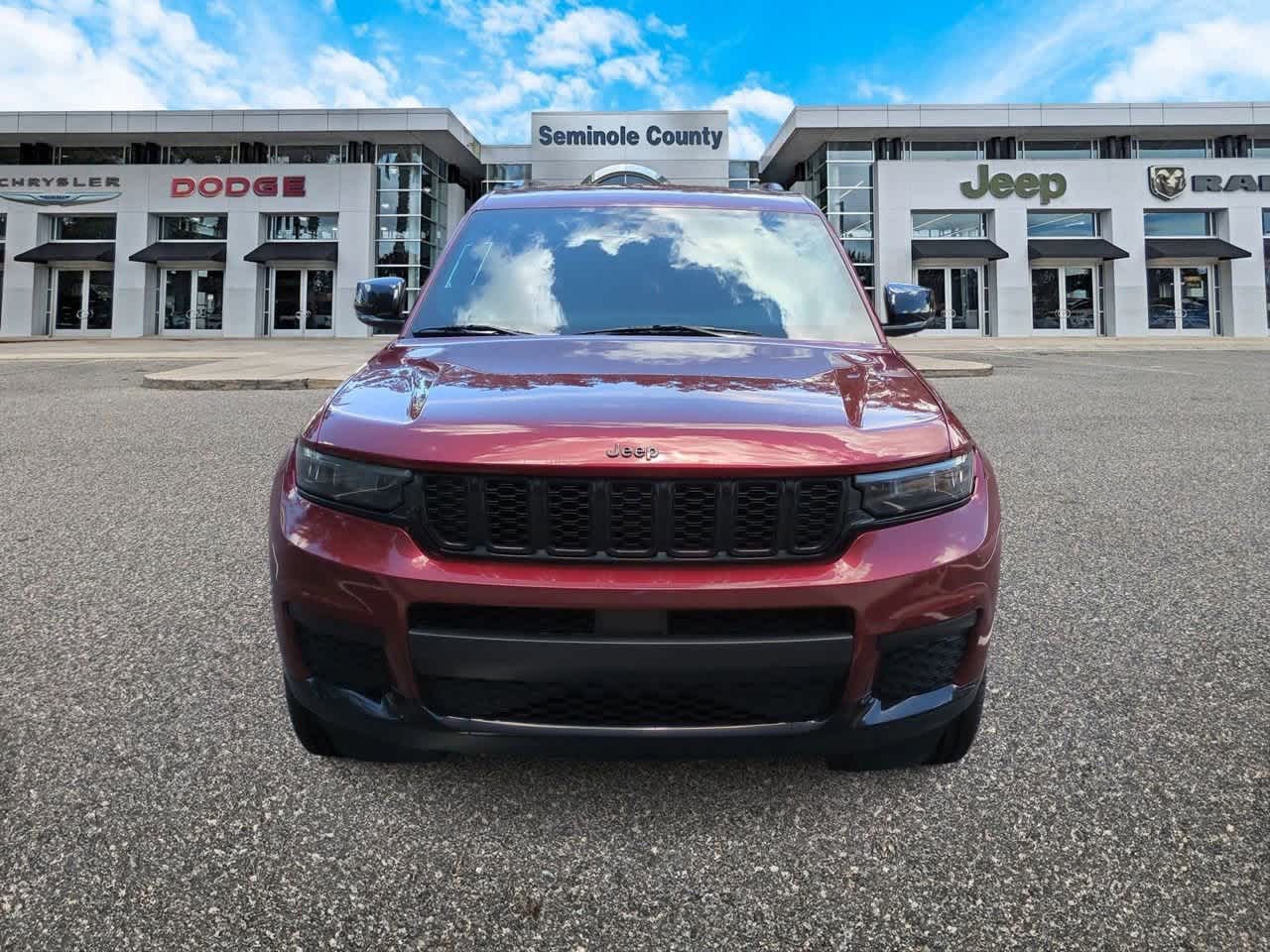 Thumbnail: 2022 Jeep Grand Cherokee L - 3