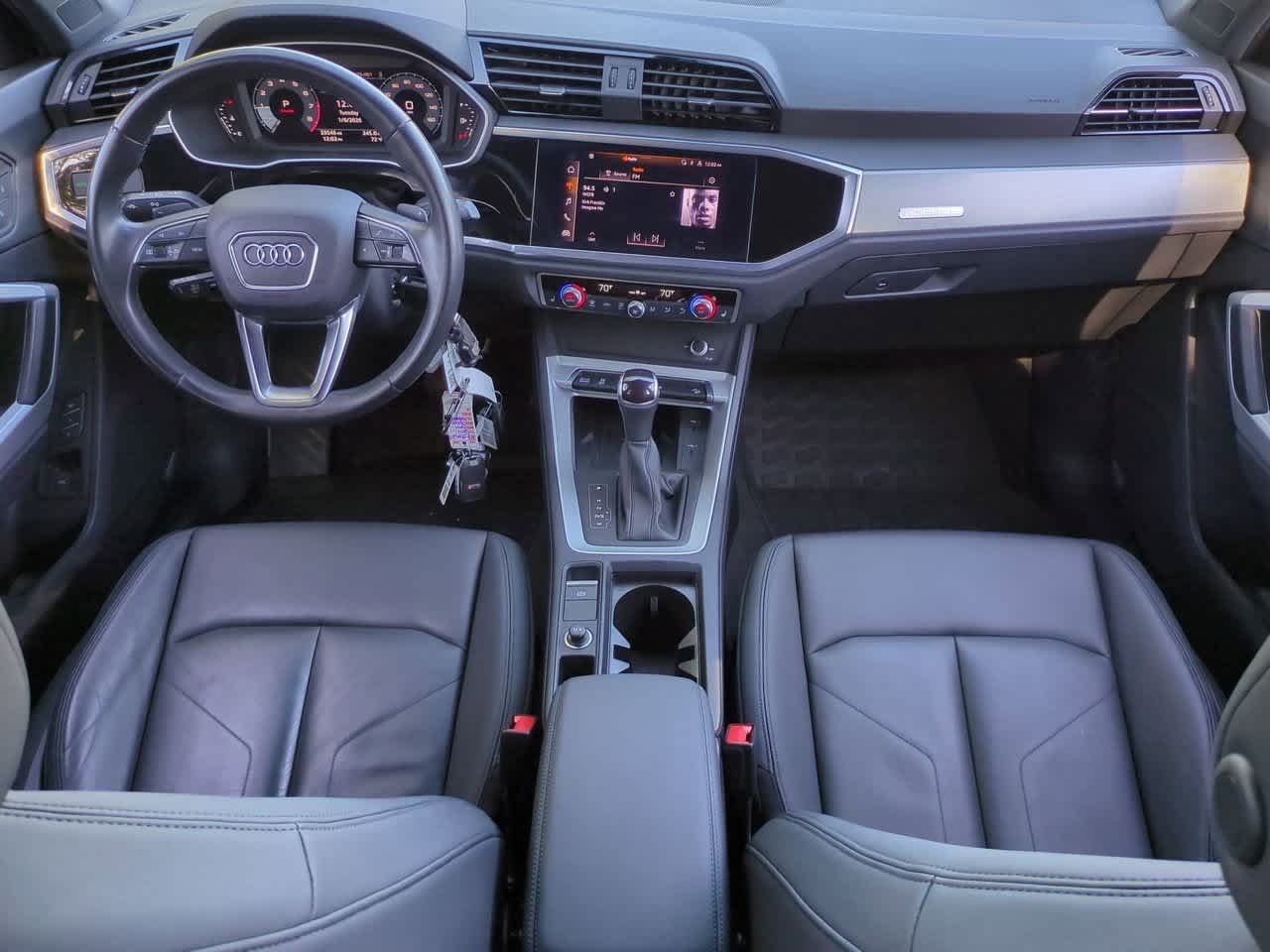 Thumbnail: 2022 Audi Q3 - 16