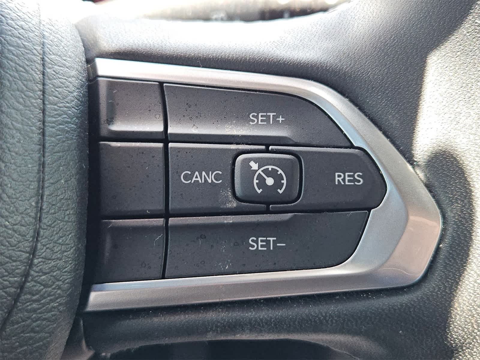 Thumbnail: 2023 Jeep Compass - 7