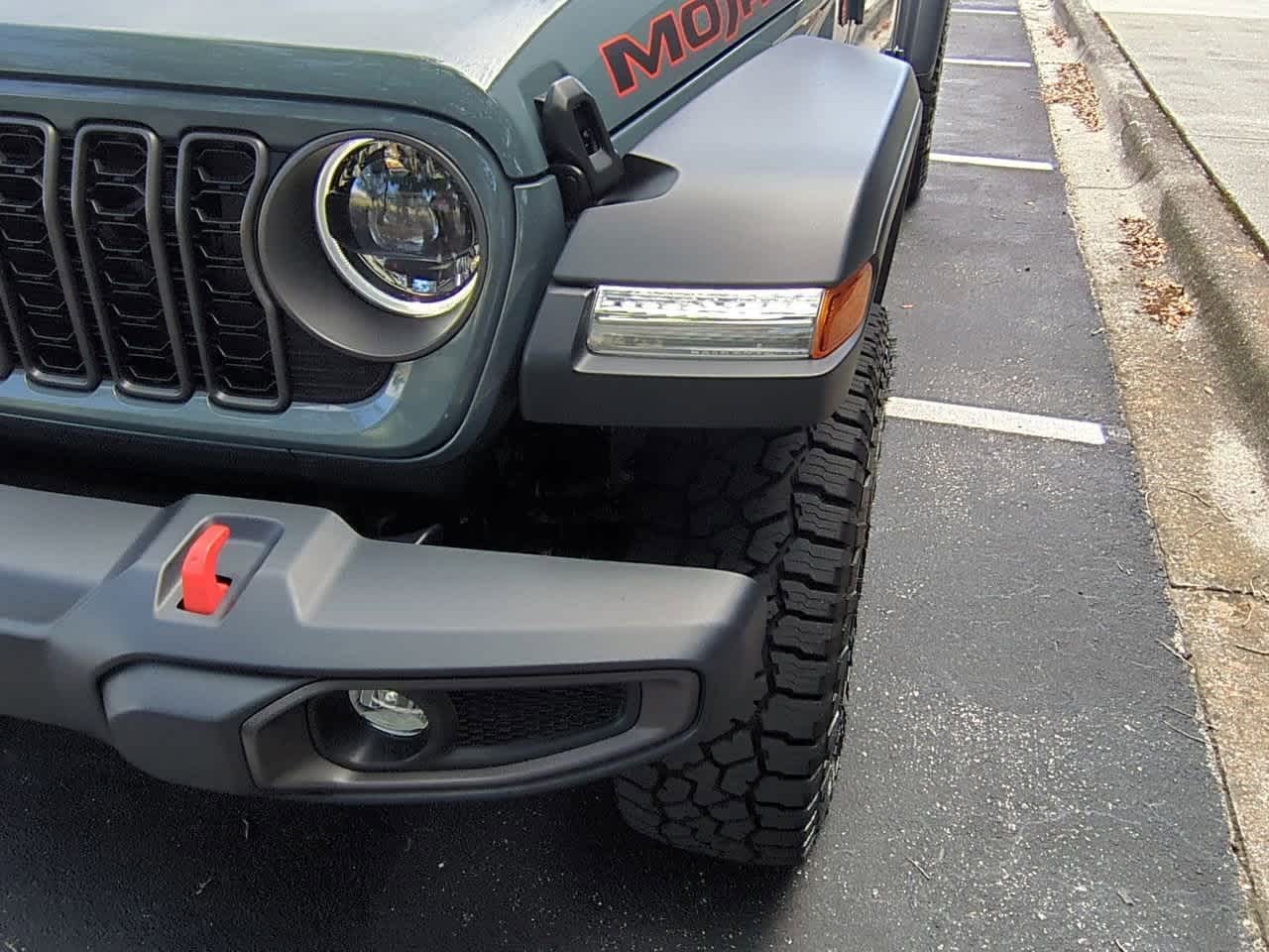 Thumbnail: 2024 Jeep Gladiator - 11