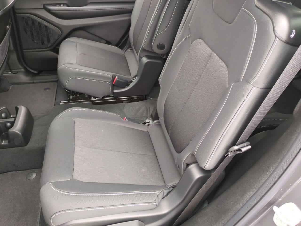 Thumbnail: 2025 Jeep Grand Cherokee L - 21