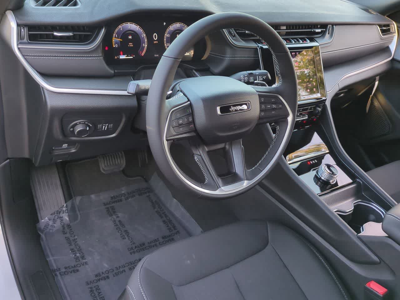 Thumbnail: 2025 Jeep Grand Cherokee L - 10