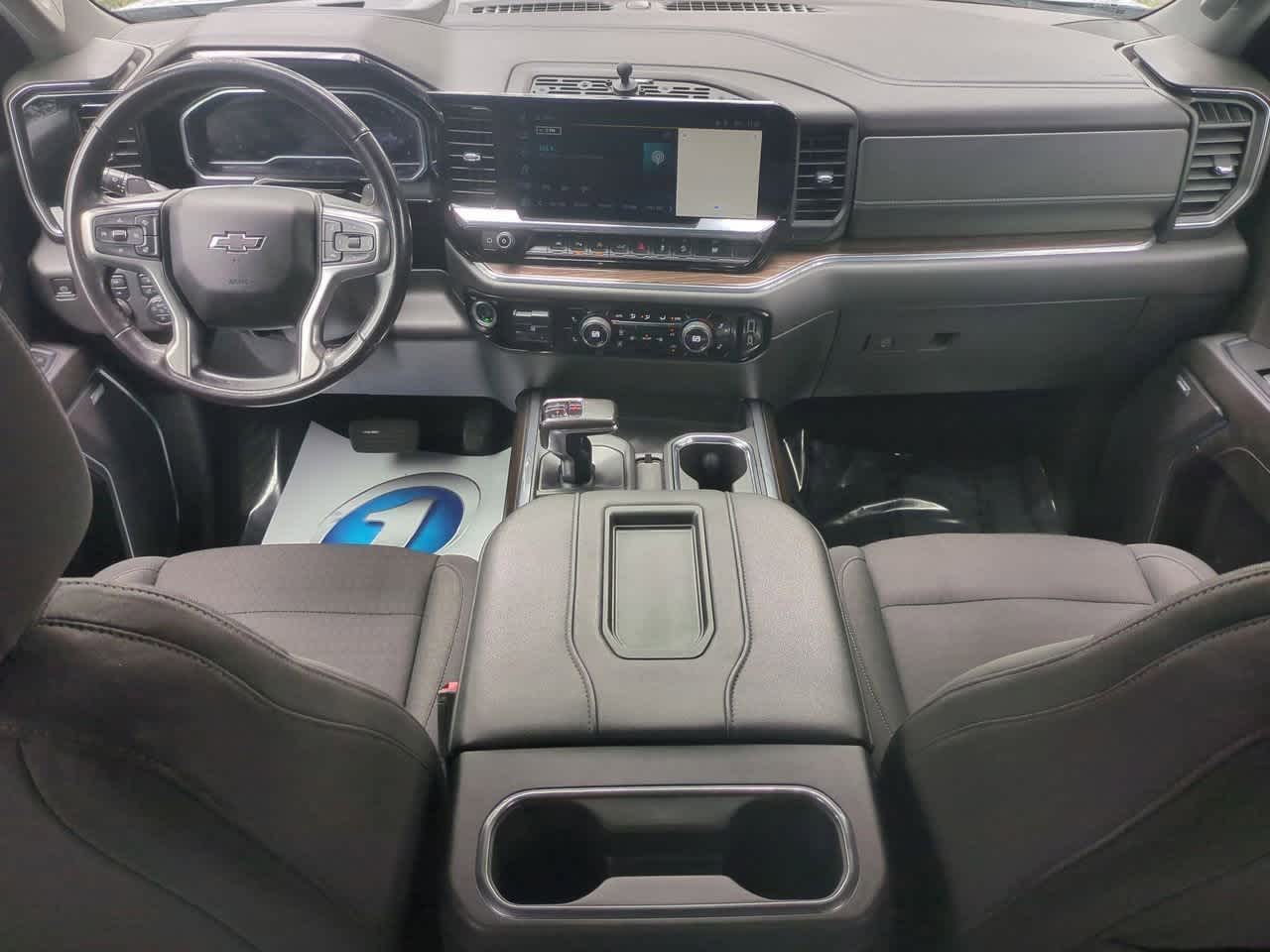 Thumbnail: 2022 Chevrolet Silverado 1500 - 16