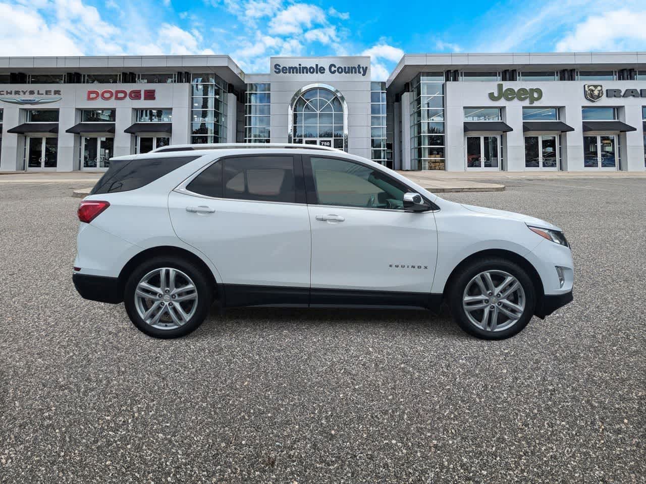 Thumbnail: 2019 Chevrolet Equinox - 9