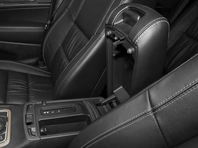 Thumbnail: 2016 Jeep Grand Cherokee - 13