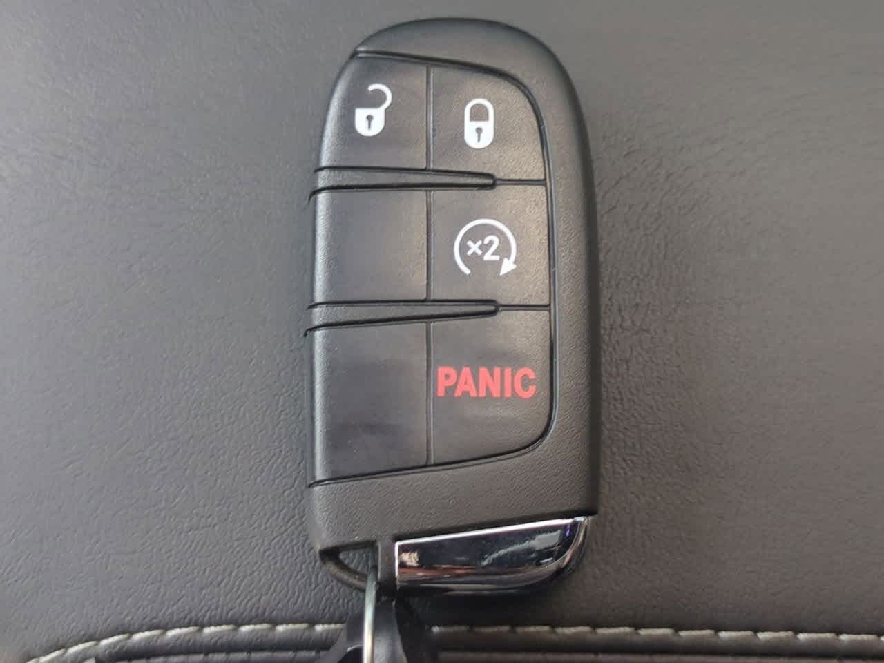 Thumbnail: 2022 Jeep Renegade - 37