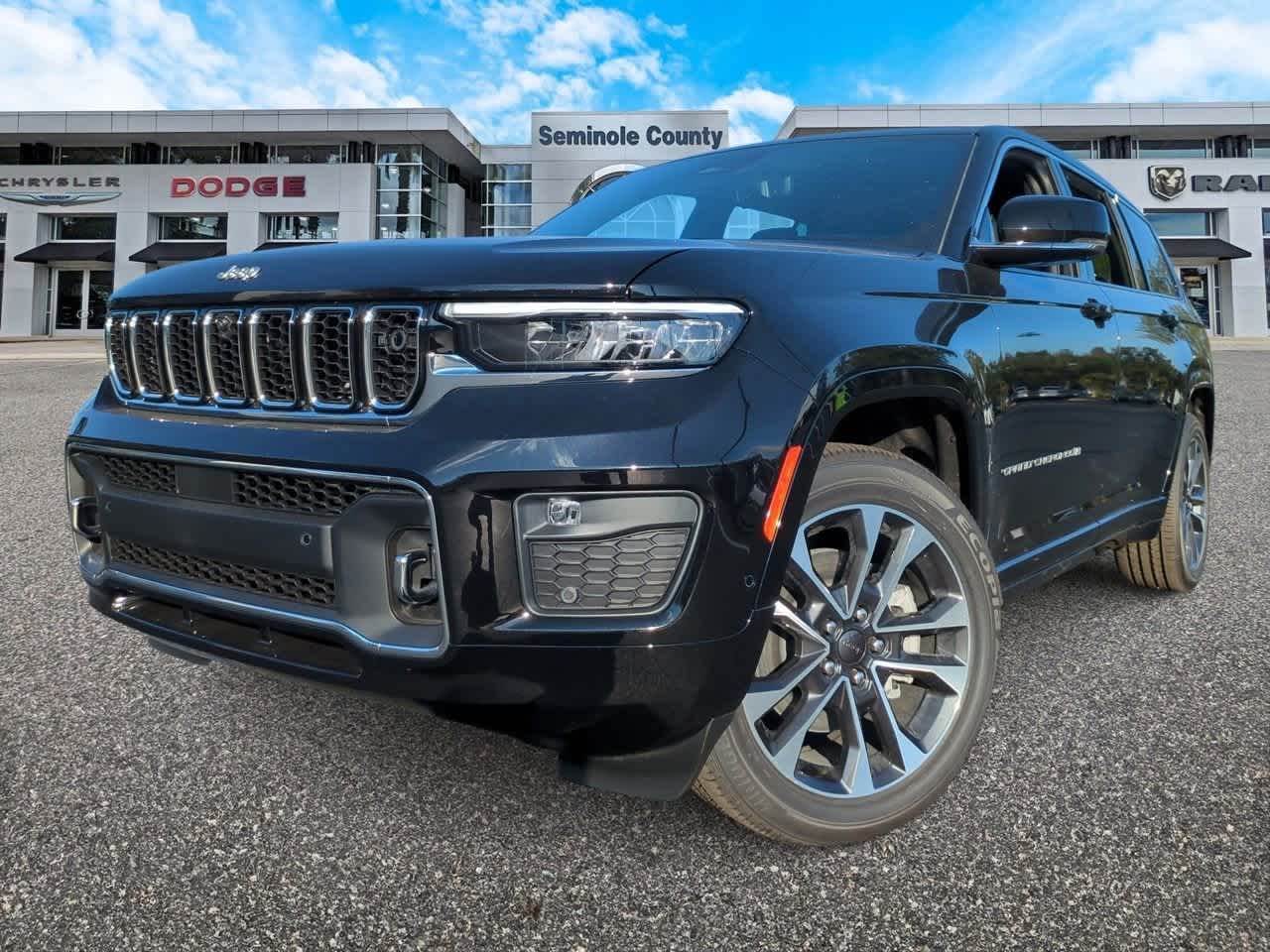 Thumbnail: 2025 Jeep Grand Cherokee L - 1