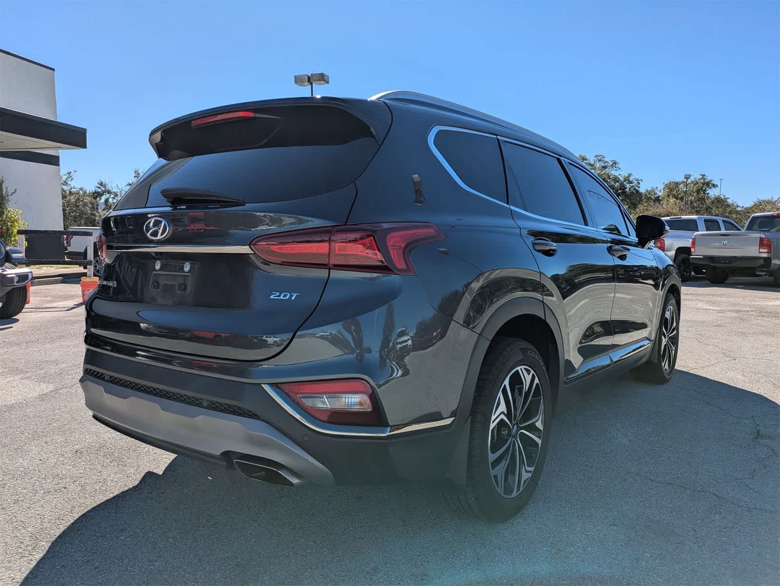 Thumbnail: 2020 Hyundai Santa Fe - 4