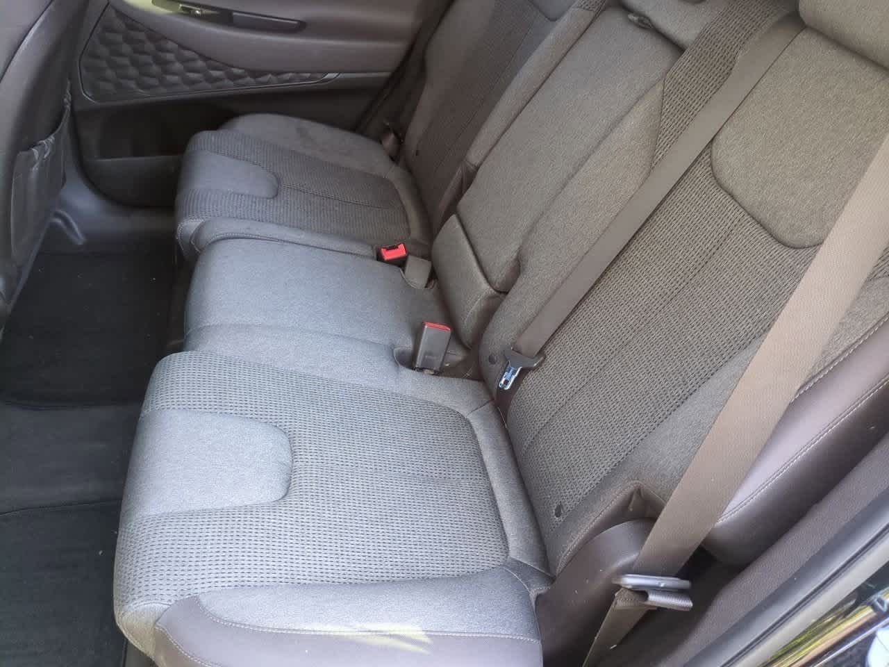 Thumbnail: 2019 Hyundai Santa Fe - 19