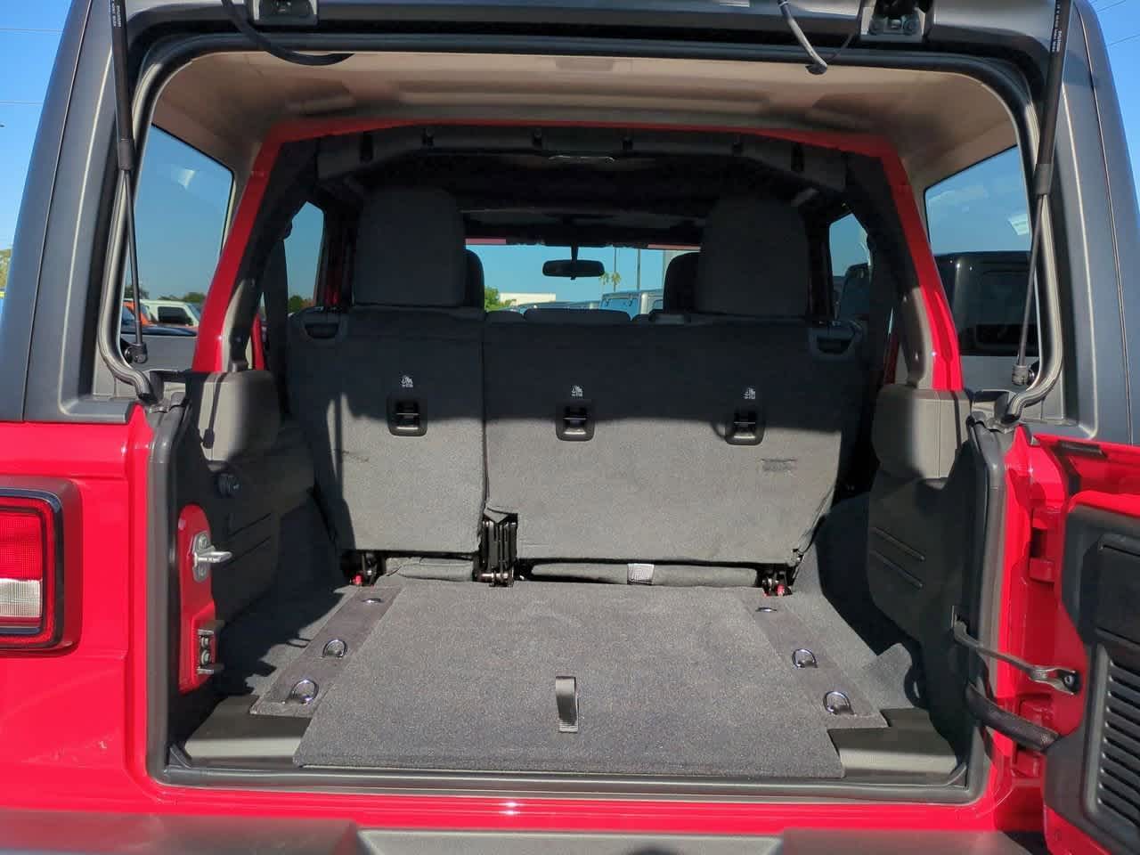 Thumbnail: 2026 Jeep Wrangler - 34