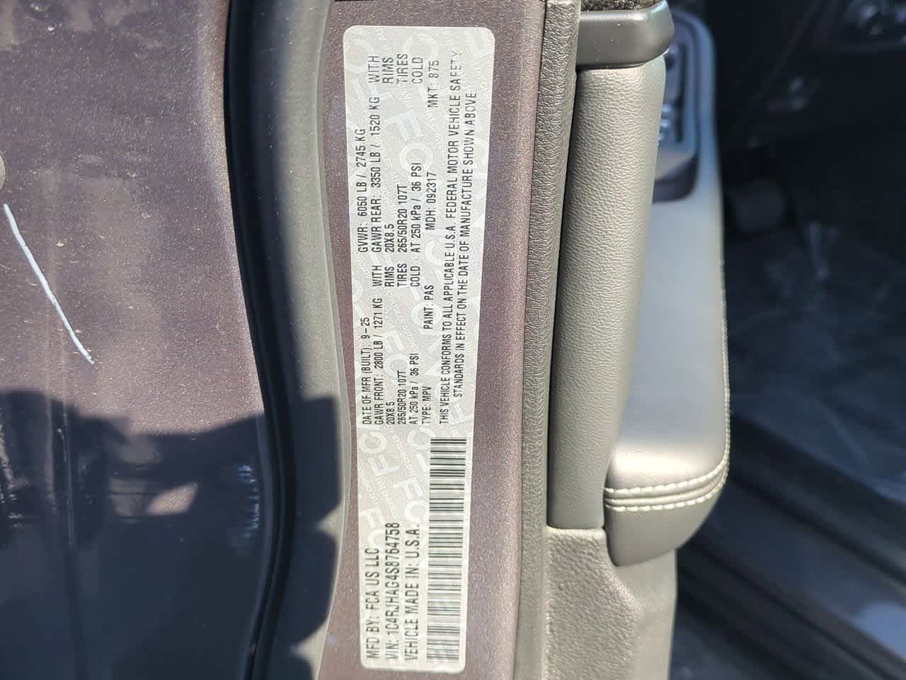 Thumbnail: 2025 Jeep Grand Cherokee - 37