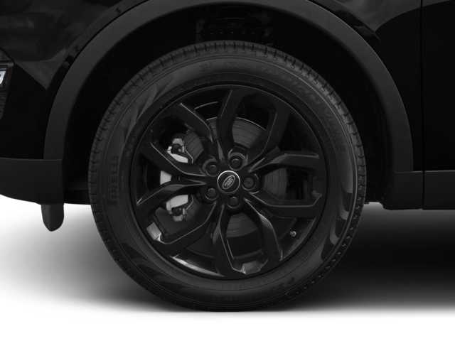 Thumbnail: 2017 Land Rover Discovery Sport - 11