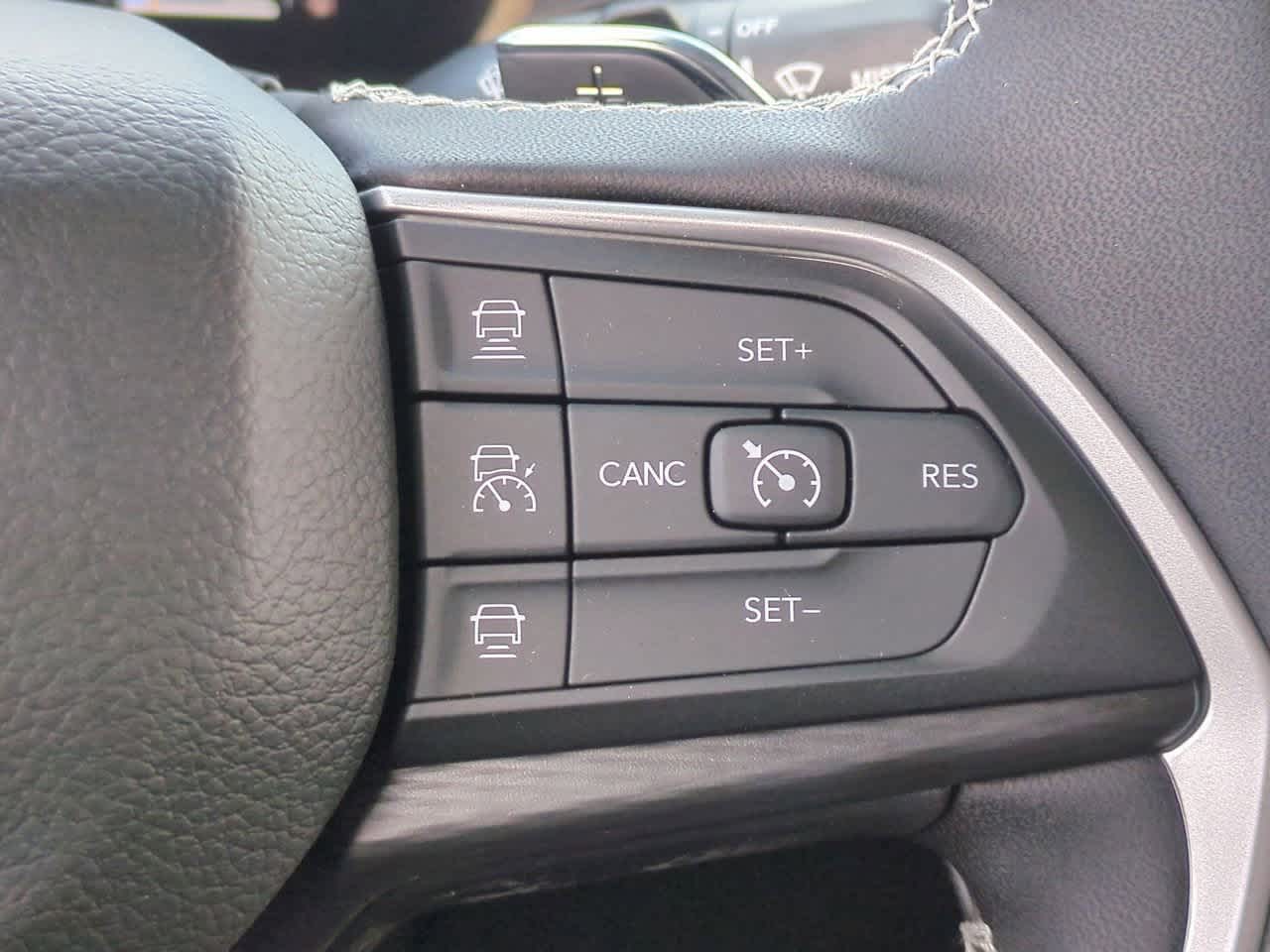 Thumbnail: 2025 Jeep Grand Cherokee L - 25