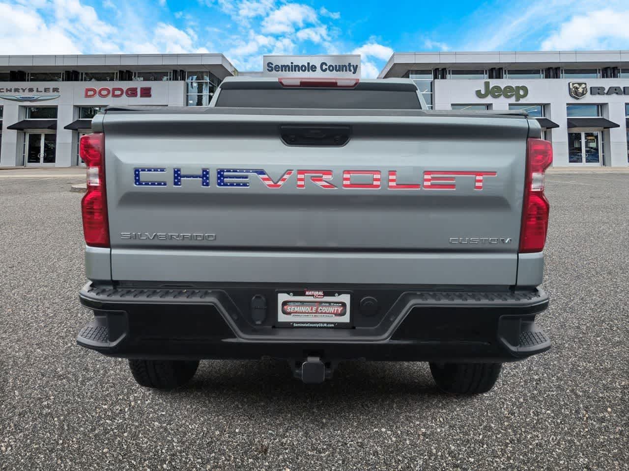 Thumbnail: 2025 Chevrolet Silverado 1500 - 7