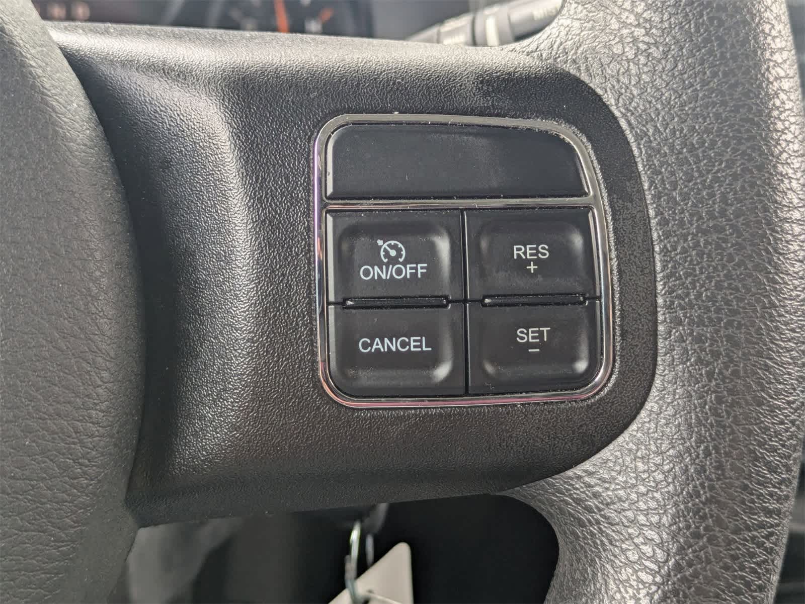 Thumbnail: 2016 Jeep Patriot - 8