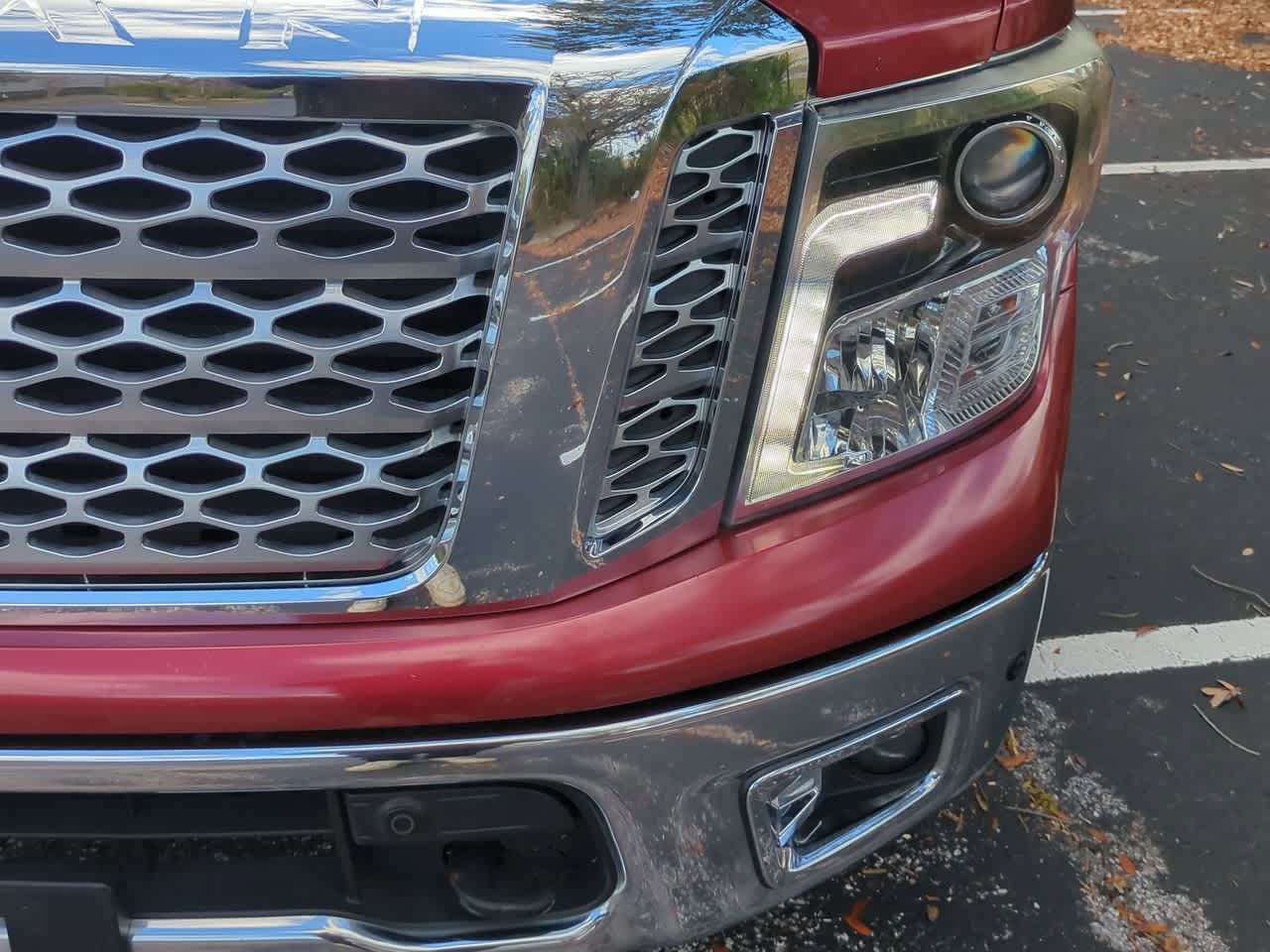 Thumbnail: 2018 Nissan Titan - 11