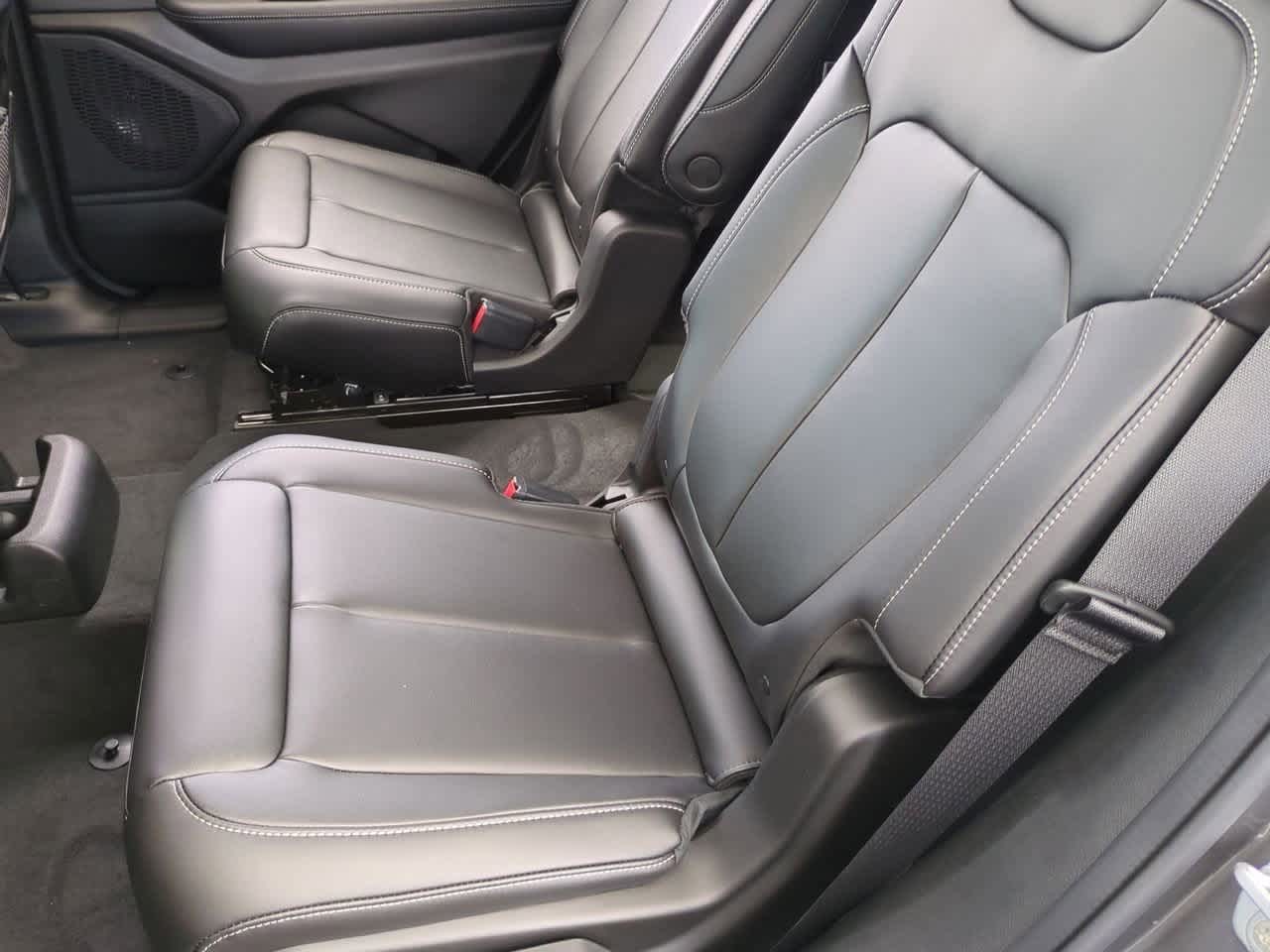 Thumbnail: 2025 Jeep Grand Cherokee L - 20