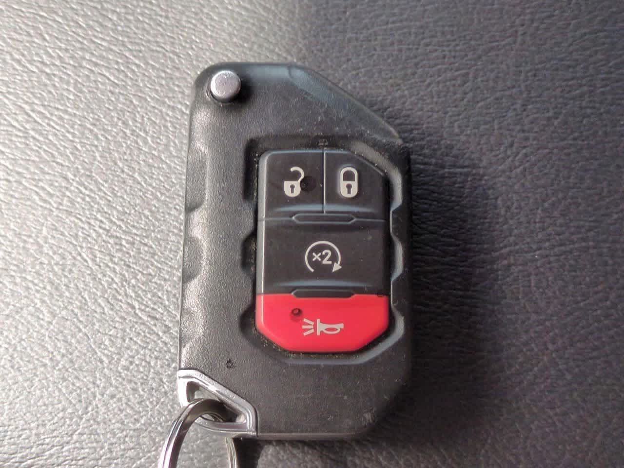 Thumbnail: 2021 Jeep Wrangler - 35