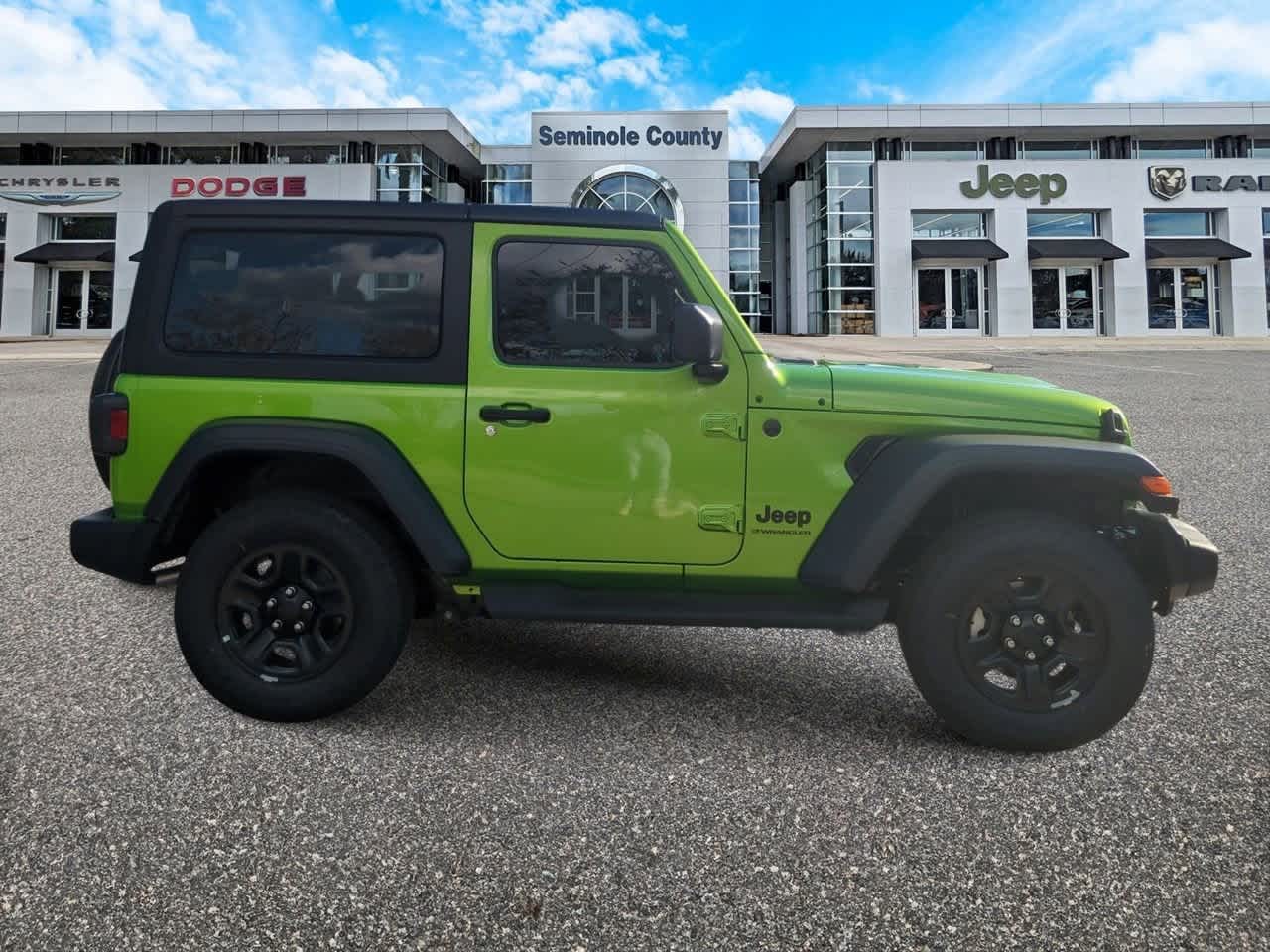 Thumbnail: 2025 Jeep Wrangler - 9