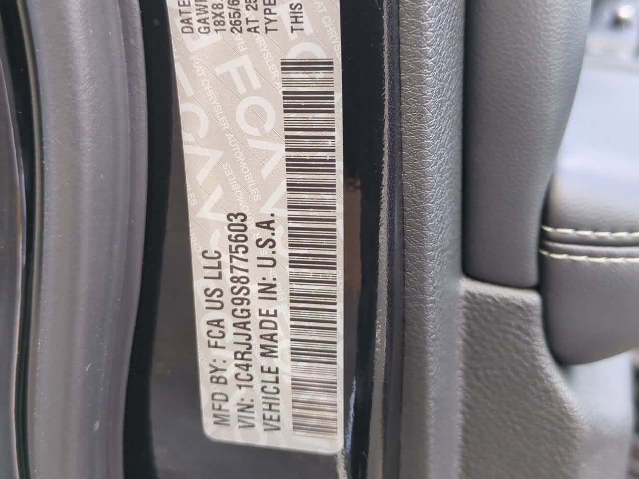 Thumbnail: 2025 Jeep Grand Cherokee L - 36