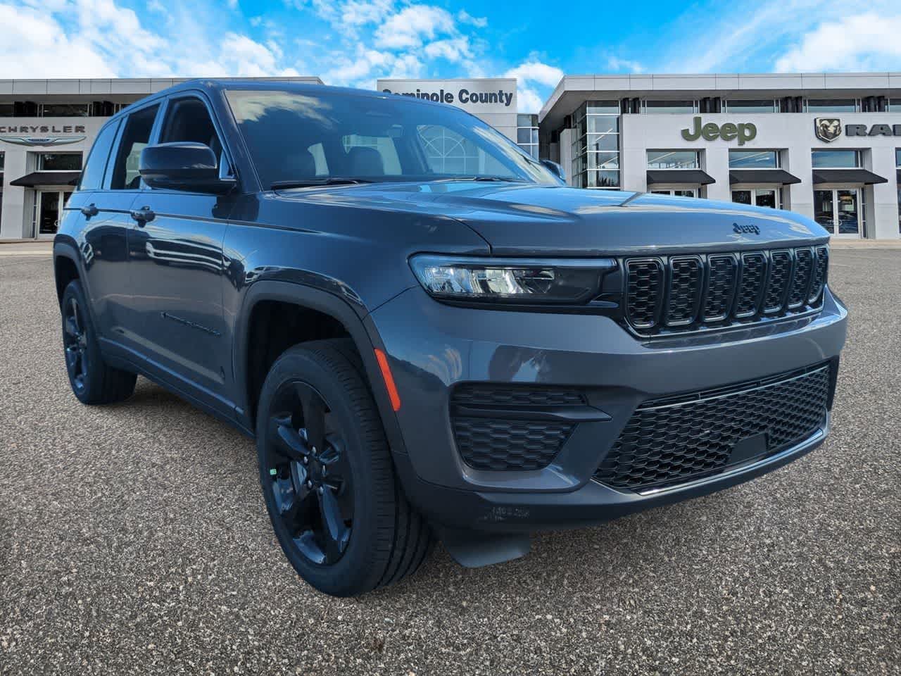 Thumbnail: 2025 Jeep Grand Cherokee - 2