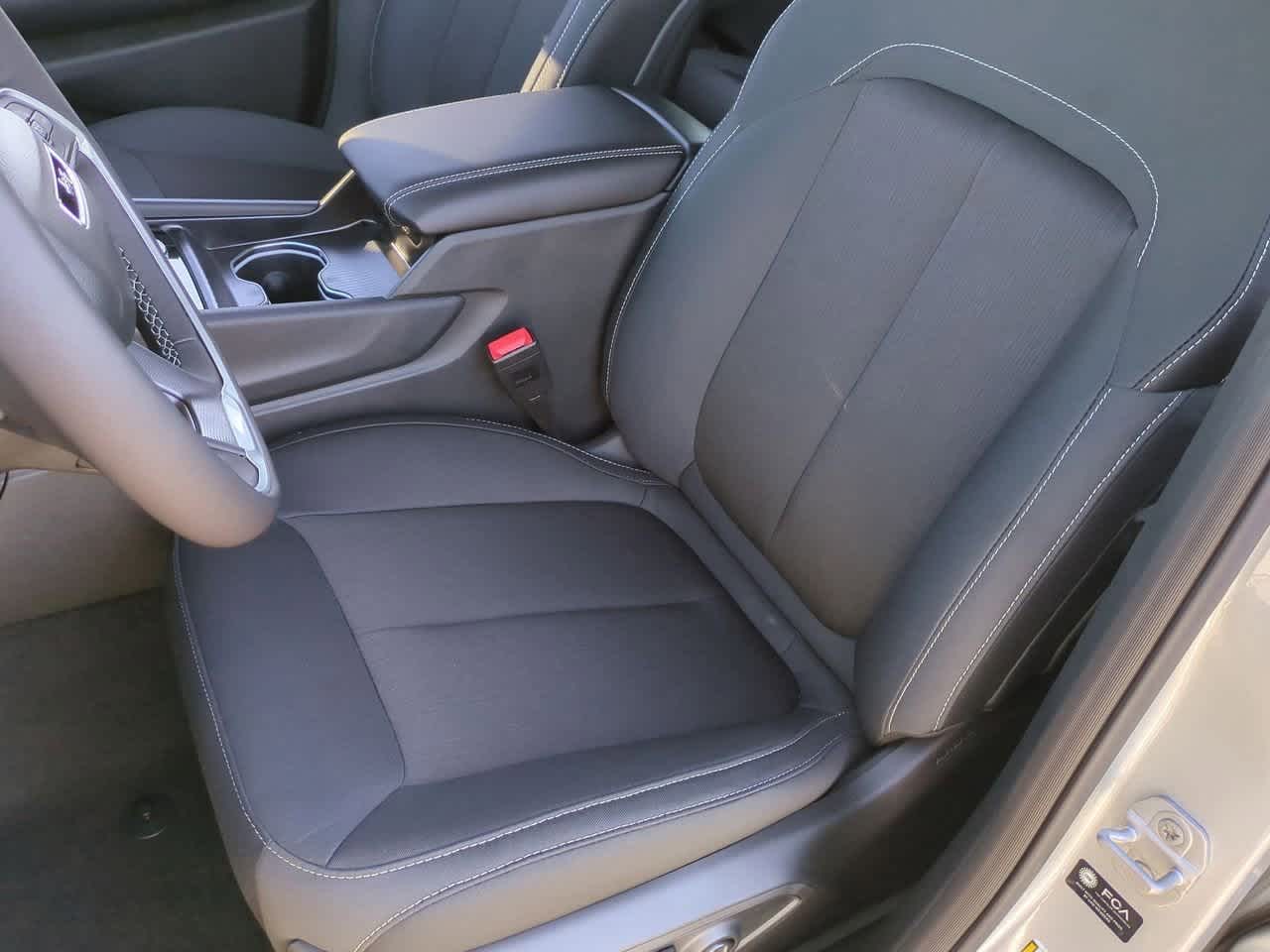 Thumbnail: 2025 Jeep Grand Cherokee - 17