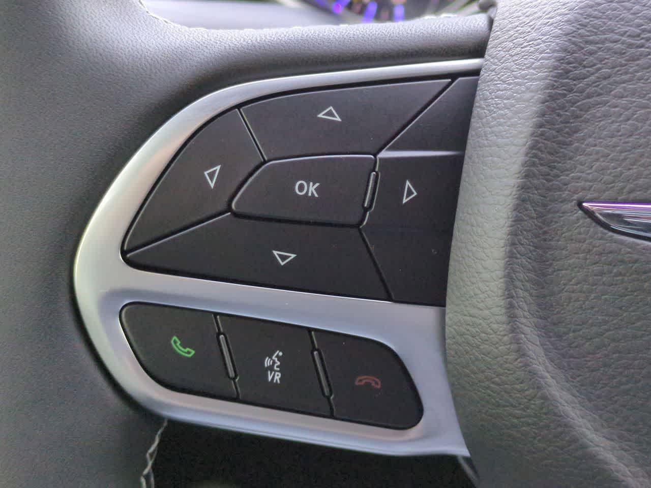 Thumbnail: 2026 Chrysler Pacifica - 24