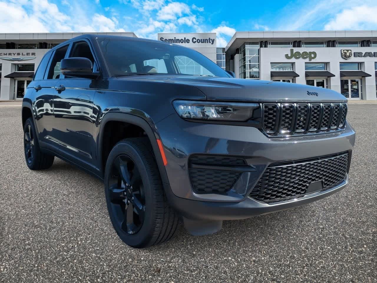 Thumbnail: 2025 Jeep Grand Cherokee - 2