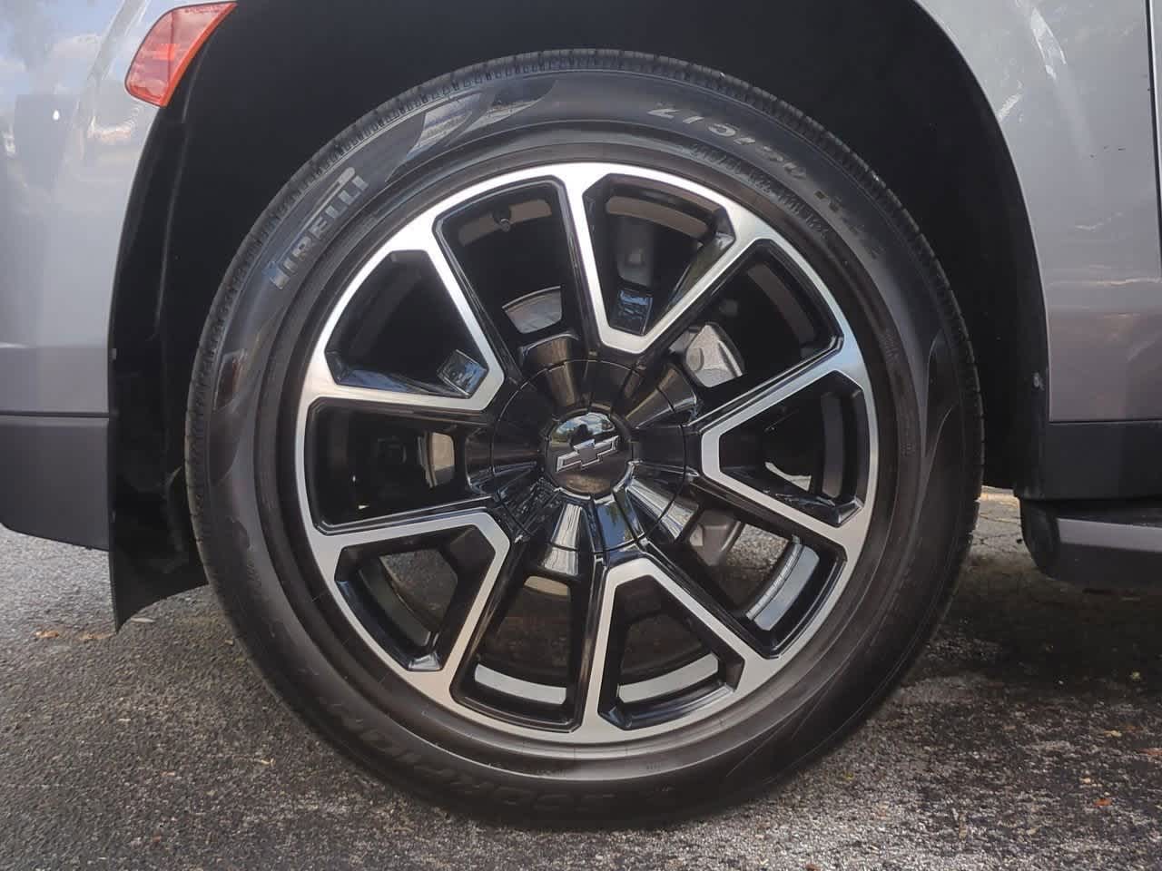 Thumbnail: 2022 Chevrolet Tahoe - 14