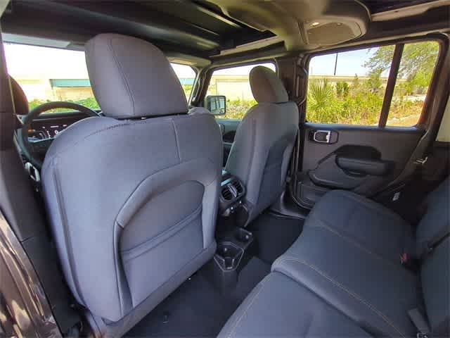 Thumbnail: 2025 Jeep Wrangler - 19