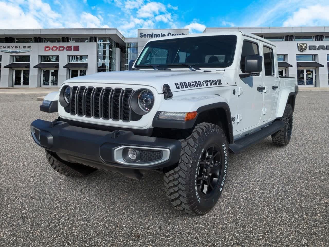 Thumbnail: 2025 Jeep Gladiator - 4
