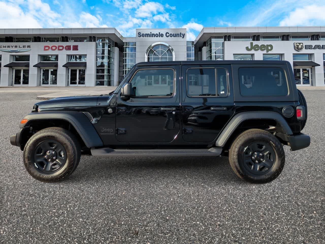Thumbnail: 2026 Jeep Wrangler - 5