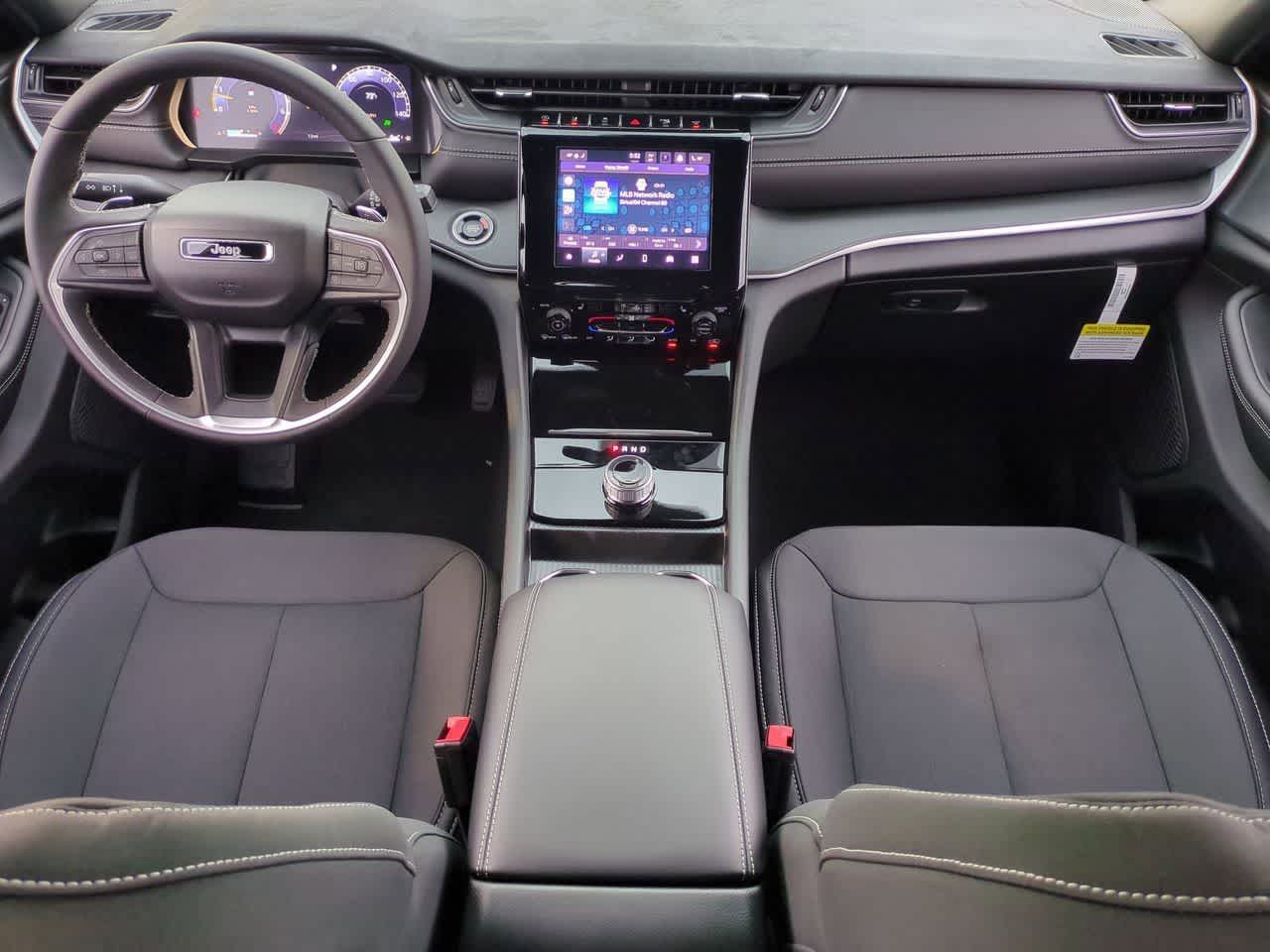 Thumbnail: 2025 Jeep Grand Cherokee - 16