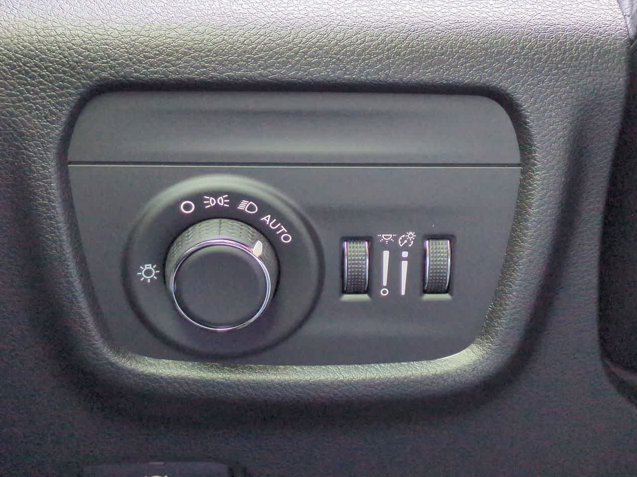 Thumbnail: 2025 Jeep Grand Cherokee - 18