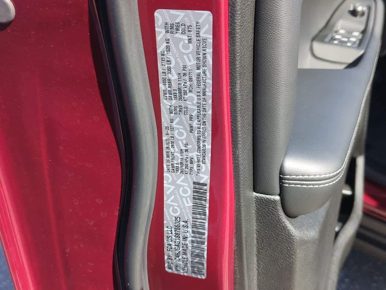 Thumbnail: 2025 Jeep Grand Cherokee - 37