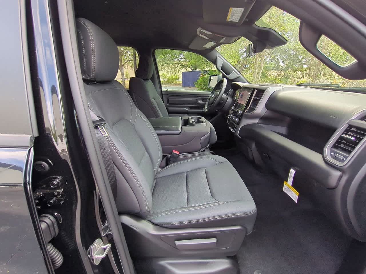 Thumbnail: 2025 RAM 1500 - 21