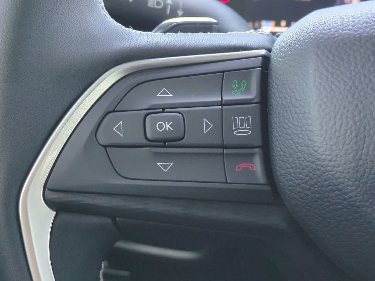 Thumbnail: 2025 Jeep Grand Cherokee - 25