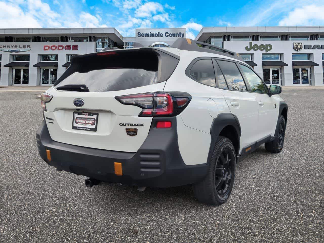 Thumbnail: 2023 Subaru Outback - 8