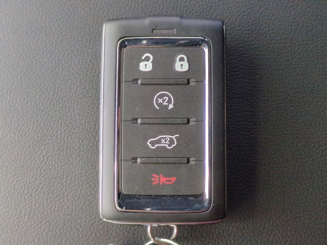 Thumbnail: 2025 Jeep Grand Cherokee - 34