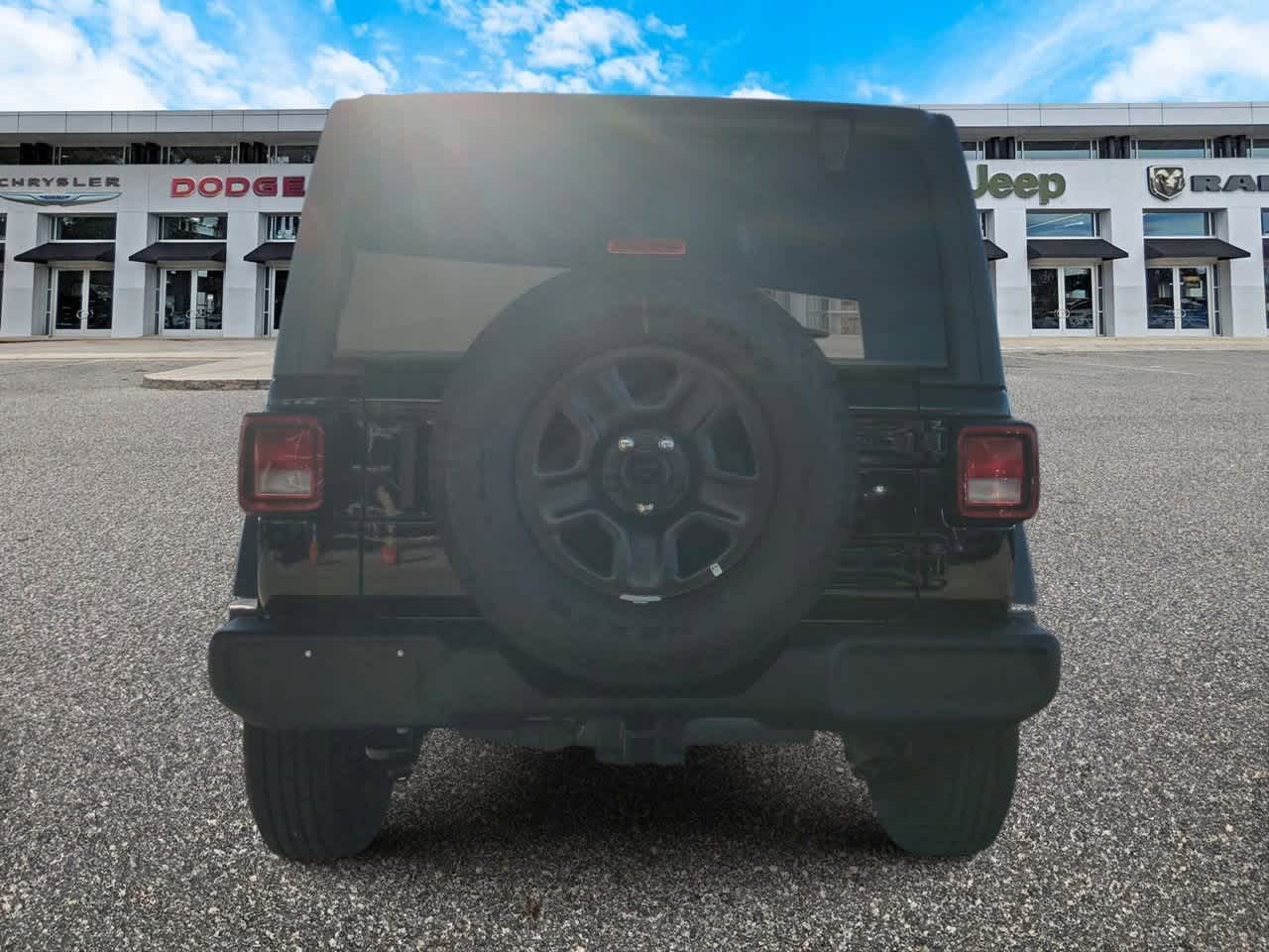 Thumbnail: 2025 Jeep Wrangler - 7