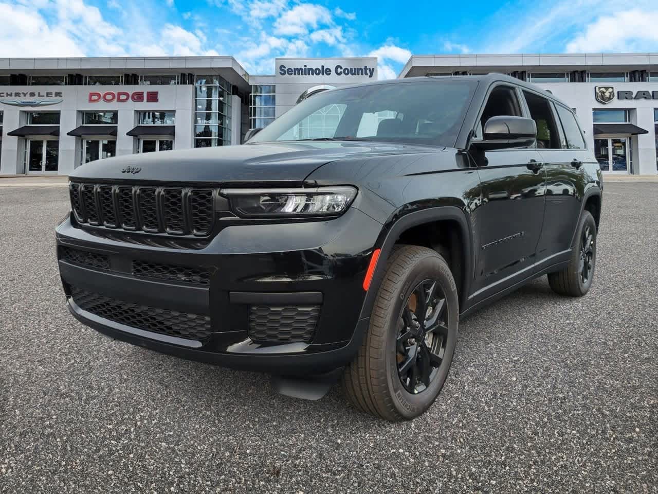 Thumbnail: 2025 Jeep Grand Cherokee L - 4