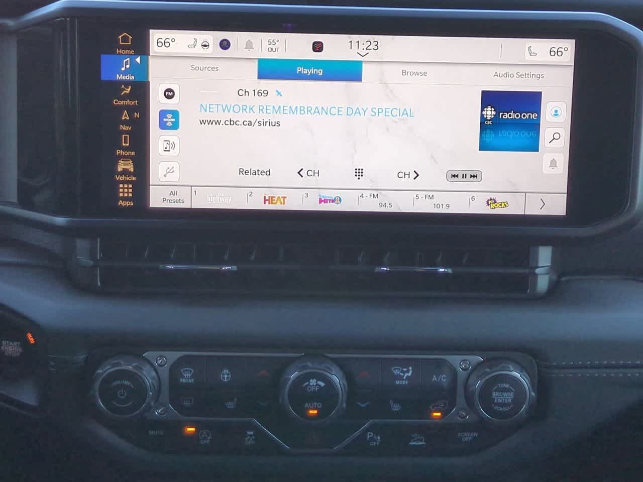 Thumbnail: 2025 Jeep Wrangler - 27