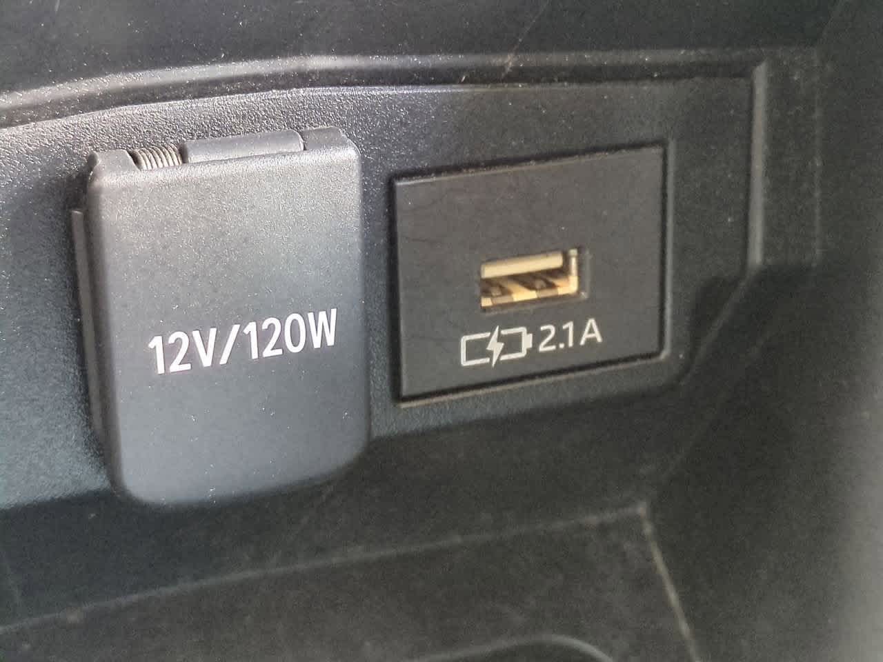 Thumbnail: 2021 Toyota Corolla - 31