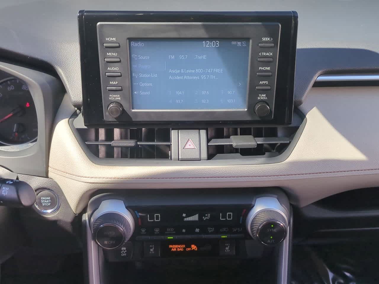 Thumbnail: 2019 Toyota RAV4 - 29