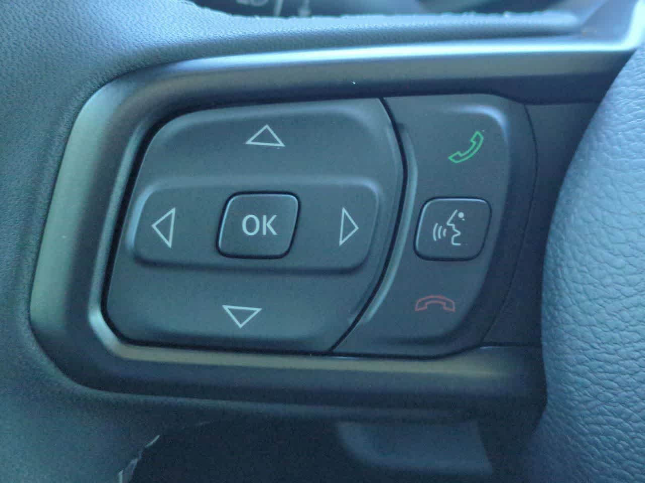 Thumbnail: 2026 Jeep Gladiator - 24