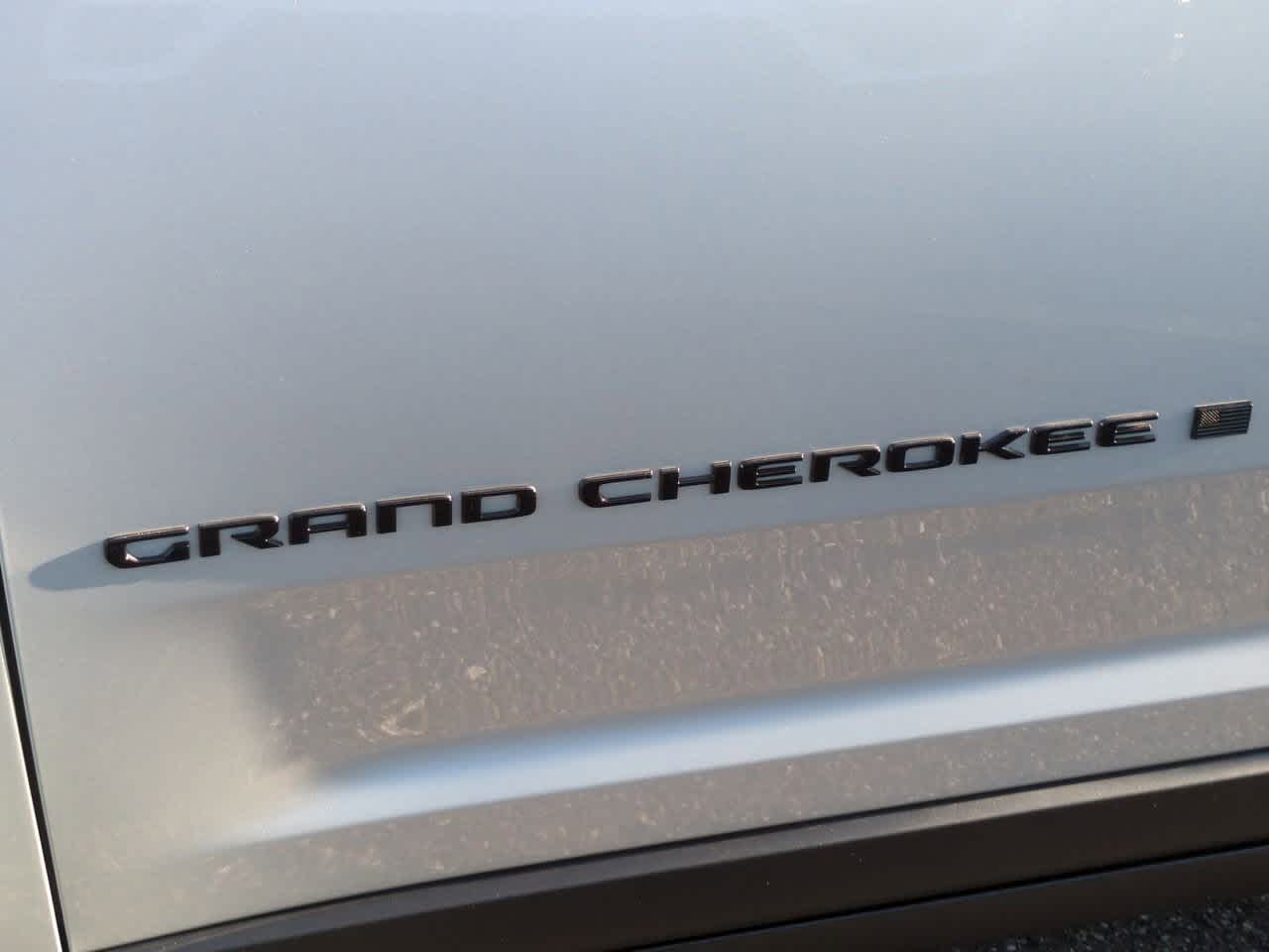 Thumbnail: 2025 Jeep Grand Cherokee - 13
