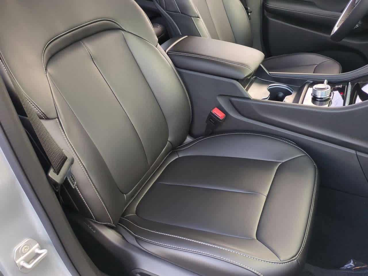 Thumbnail: 2025 Jeep Grand Cherokee L - 22