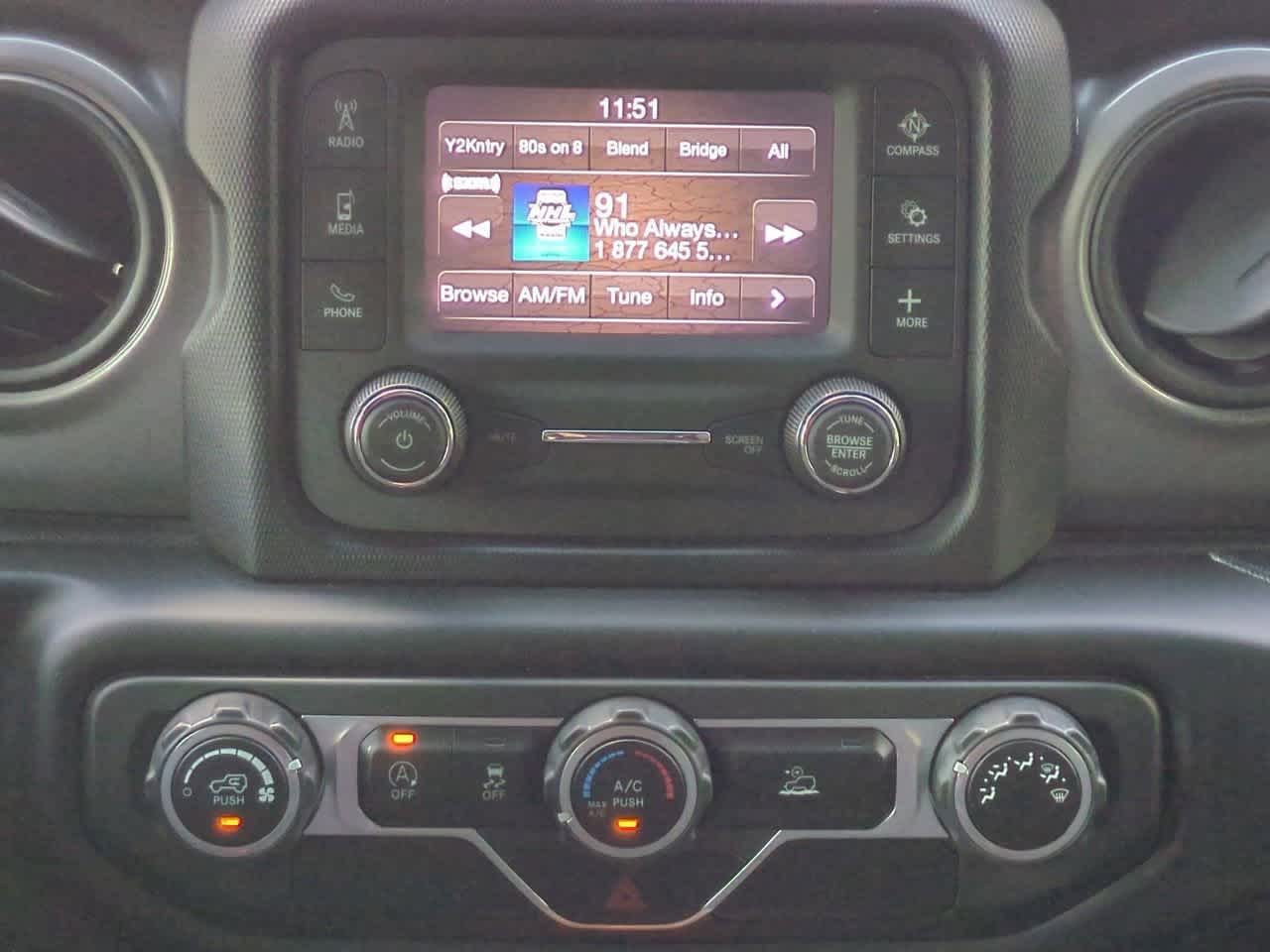 Thumbnail: 2021 Jeep Wrangler - 28