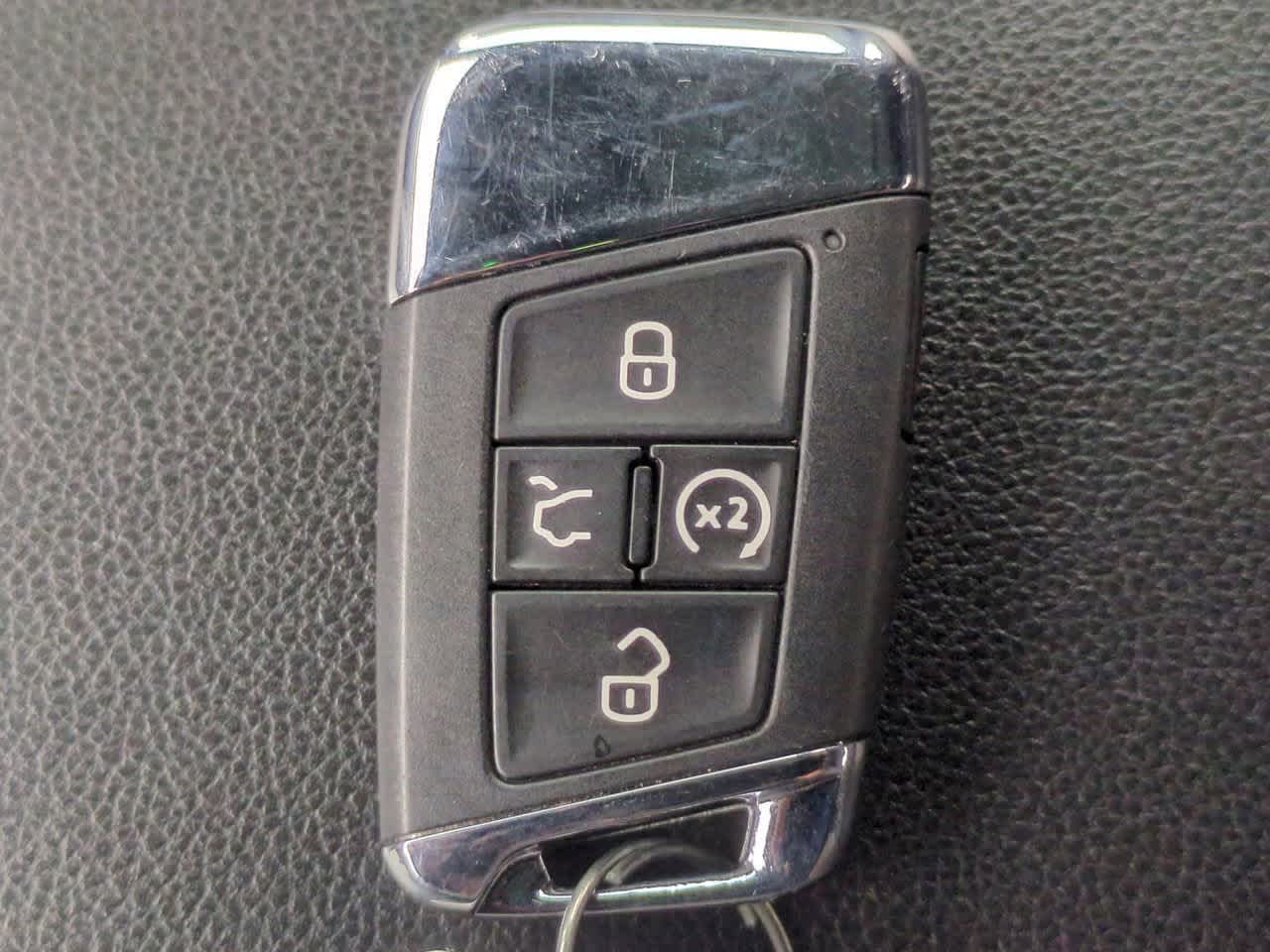 Thumbnail: 2023 Volkswagen Atlas - 38