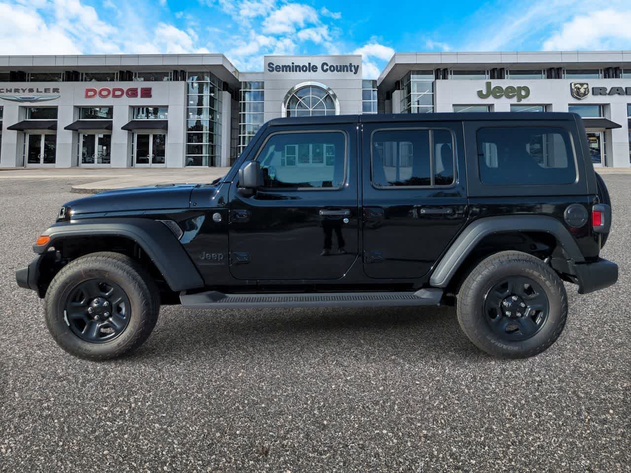 Thumbnail: 2026 Jeep Wrangler - 5